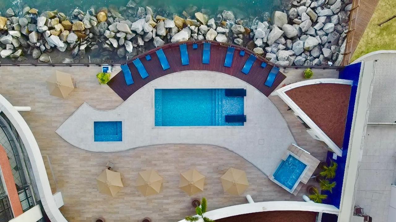 Iate Plaza Hotel Fortaleza  Exteriör bild