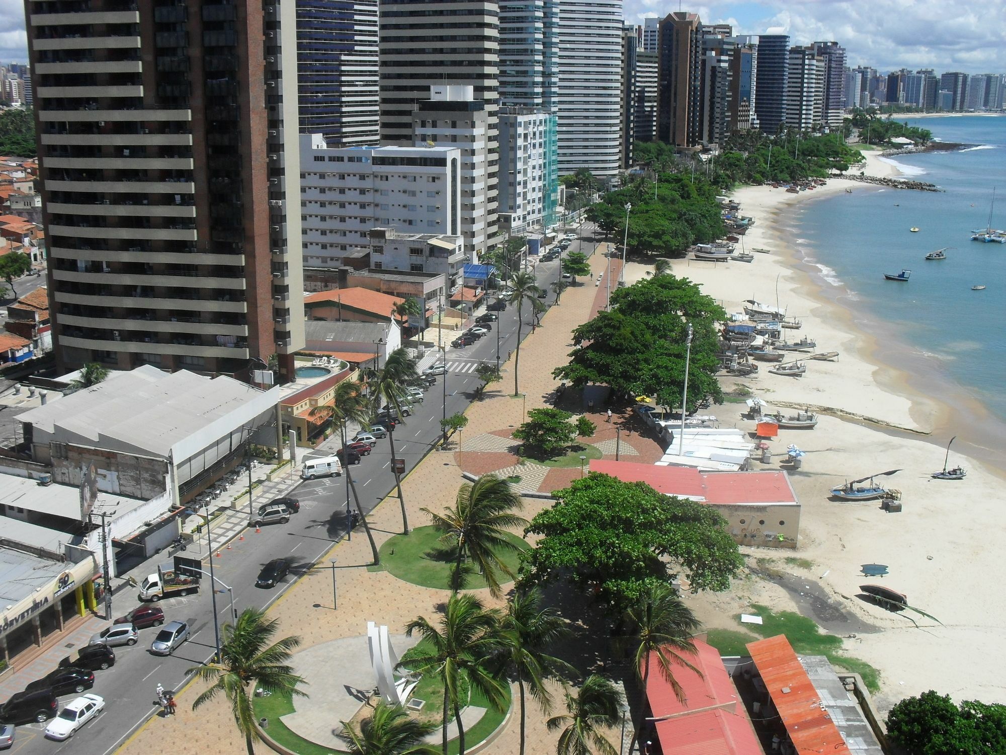Iate Plaza Hotel Fortaleza  Exteriör bild